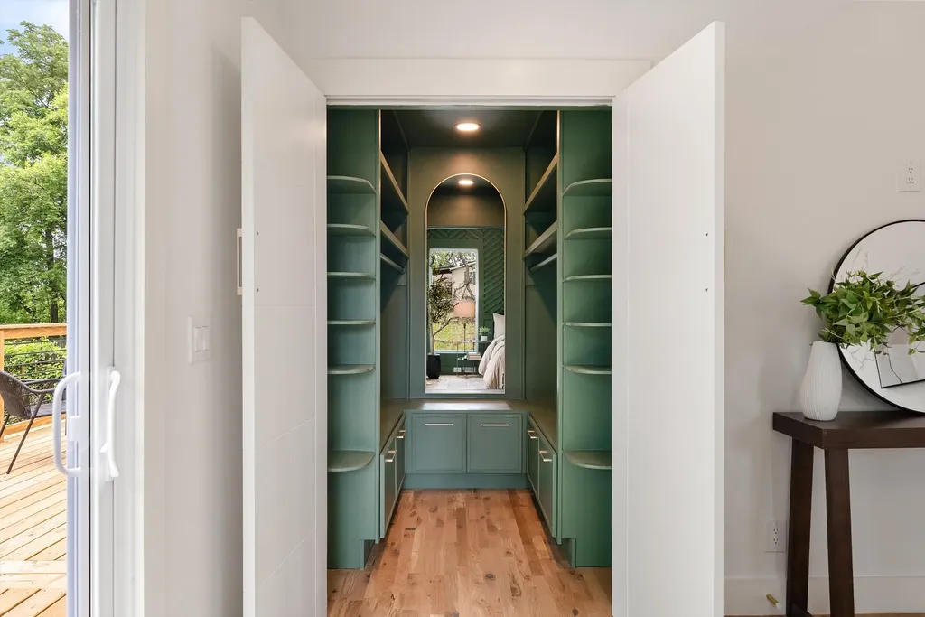 3036 Hillside Road Nashville TN 37207