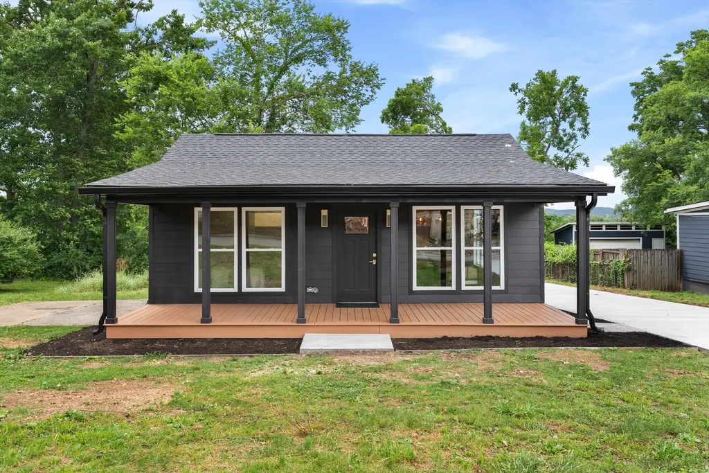 3036 Hillside Road Nashville TN 37207