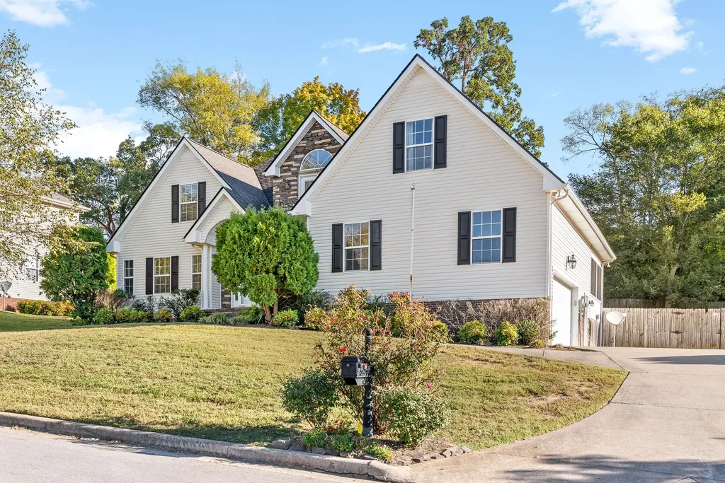 3487 Hickory Glen Drive Clarksville TN 37040