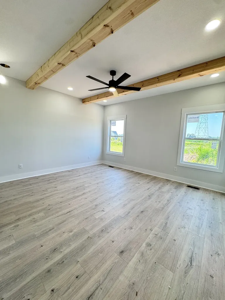 238 Low Plains Lane Clarksville TN 37043