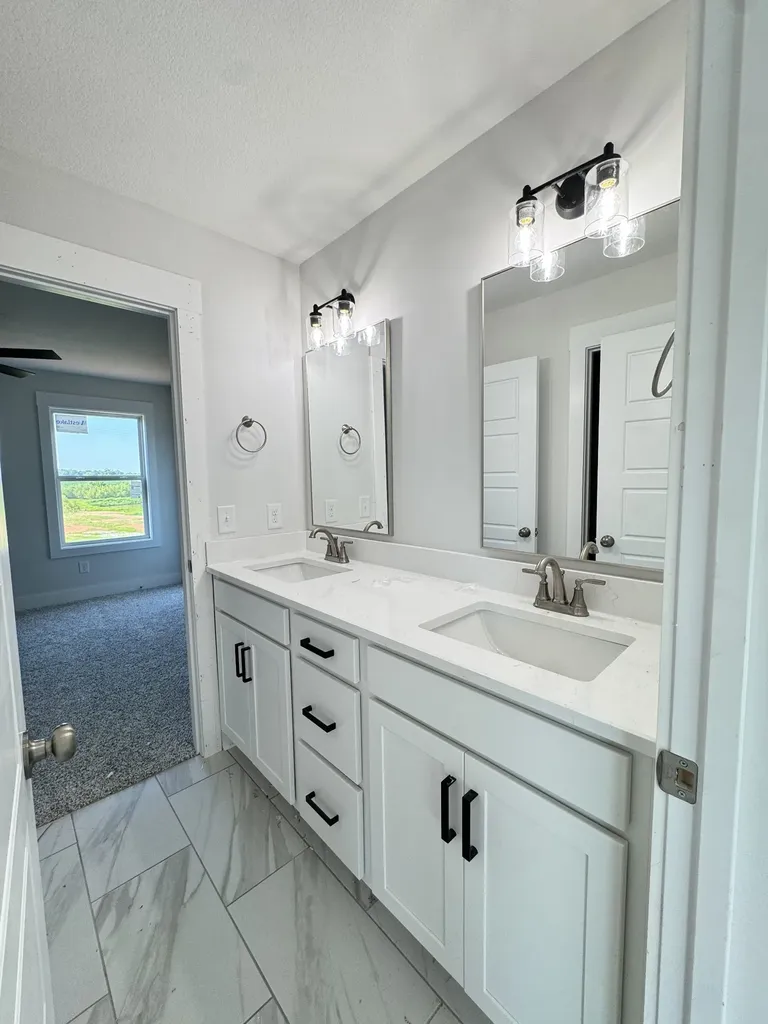 238 Low Plains Lane Clarksville TN 37043