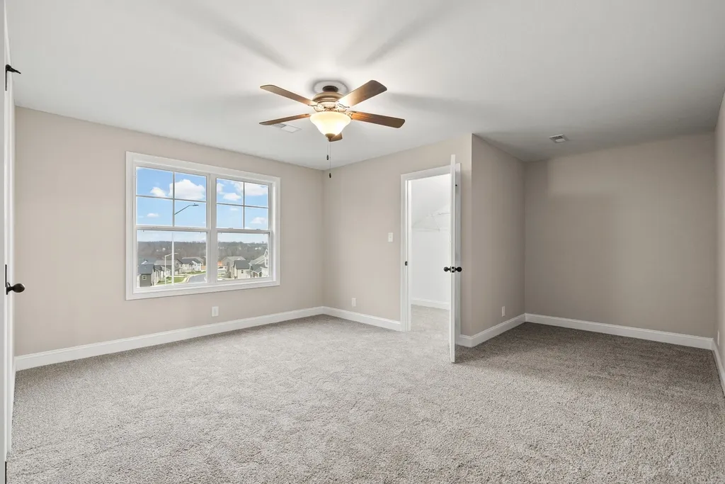 348 Hereford Farms Clarksville TN 37043