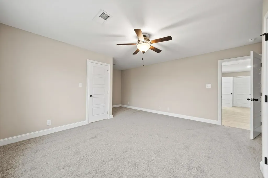 348 Hereford Farms Clarksville TN 37043