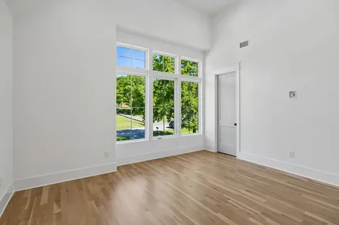 832B Neartop Drive Nashville TN 37205