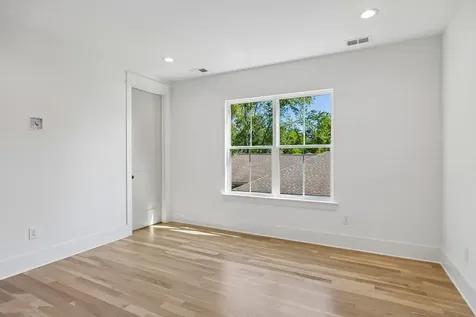 832B Neartop Drive Nashville TN 37205