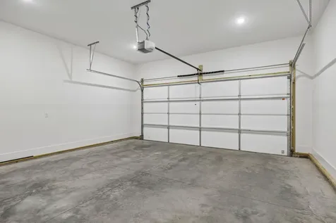 832B Neartop Drive Nashville TN 37205