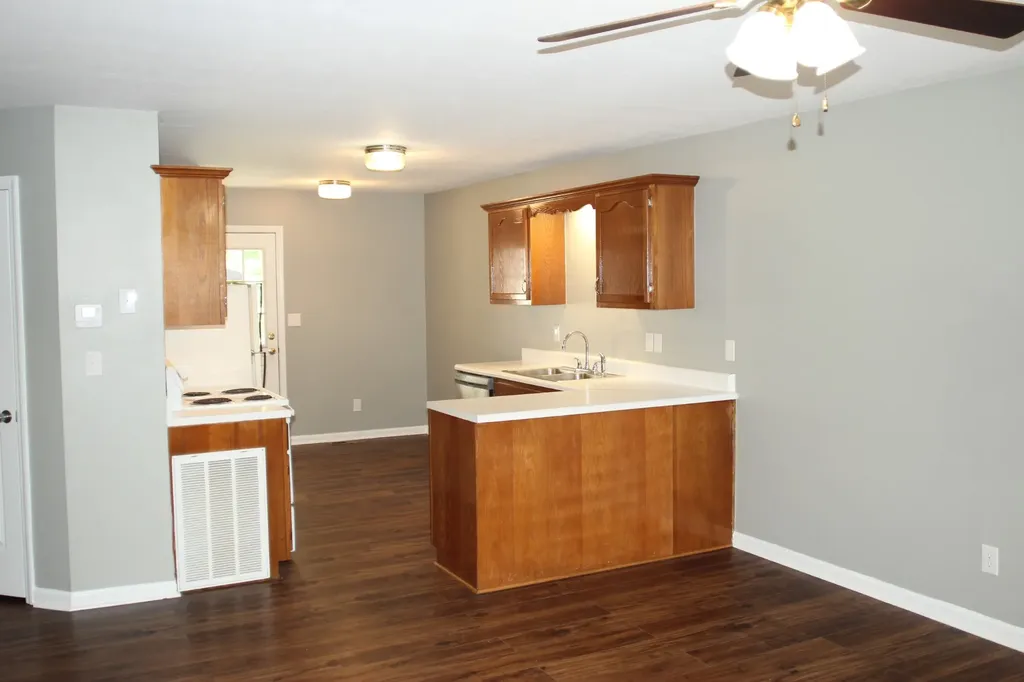 317 Caldwell Street Mcminnville TN 37110