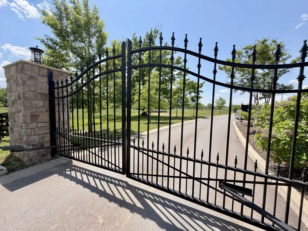 1539 Divine Court Arrington TN 37014
