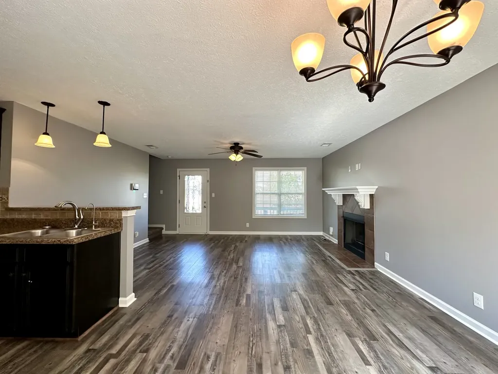 3472 Fox Meadow Way Clarksville TN 37042