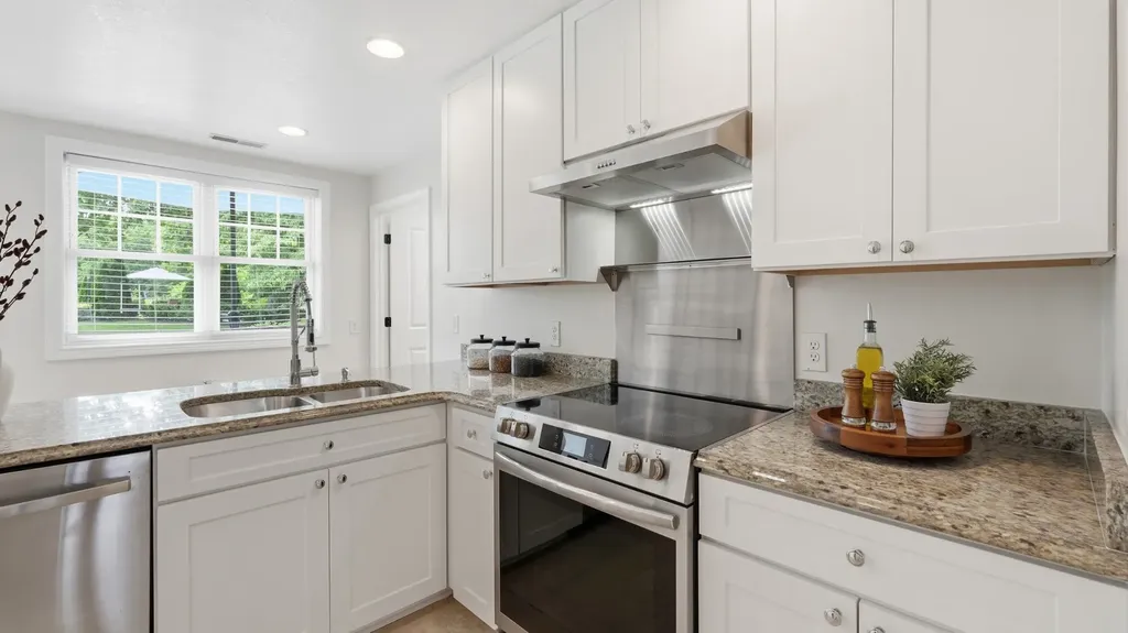 1522 Holders Cove Road Winchester TN 37398