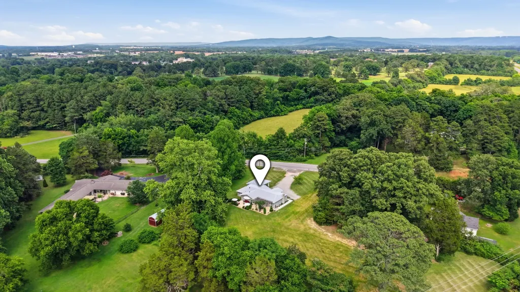 1522 Holders Cove Road Winchester TN 37398