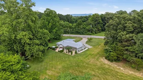 1522 Holders Cove Road Winchester TN 37398