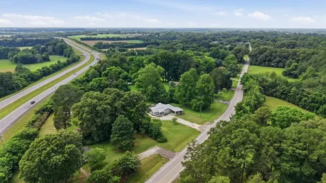 1522 Holders Cove Road Winchester TN 37398