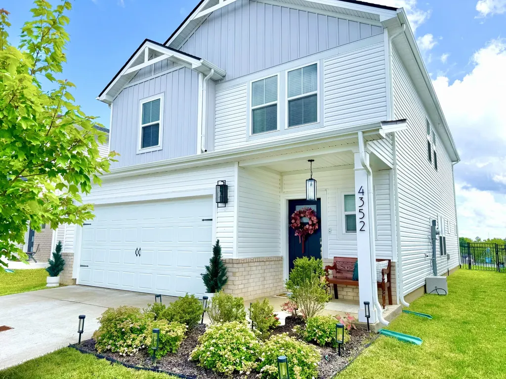 4352 Skyridge Drive Nashville TN 37207