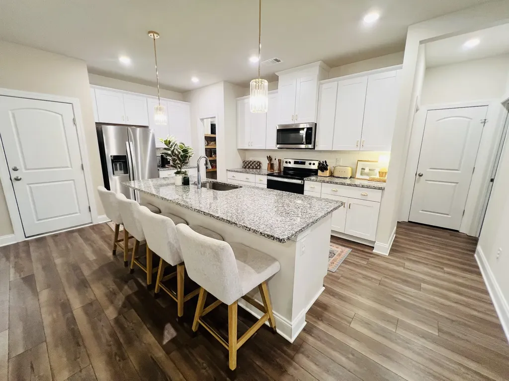 4352 Skyridge Drive Nashville TN 37207