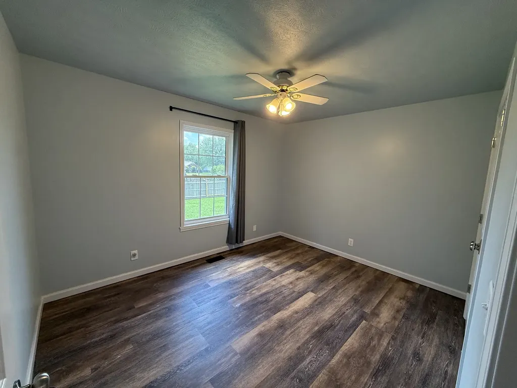 2017 Smith Circle Greenbrier TN 37073
