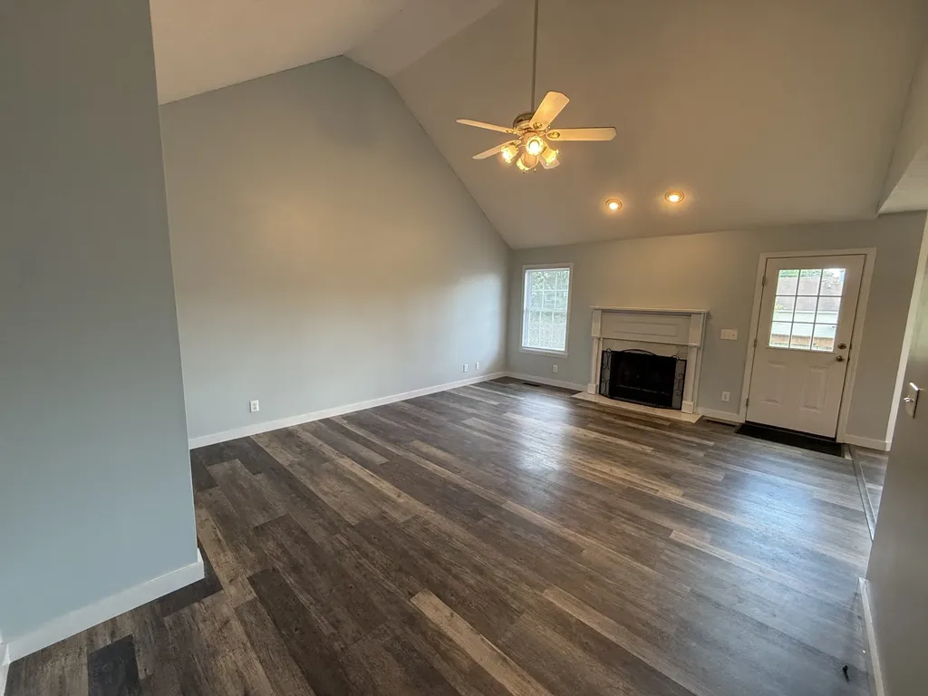 2017 Smith Circle Greenbrier TN 37073
