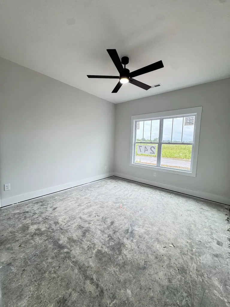 214 Low Plains Lane Clarksville TN 37043
