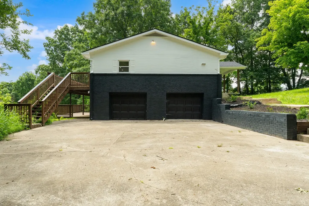 213 Delina Boonshill Road Petersburg TN 37144