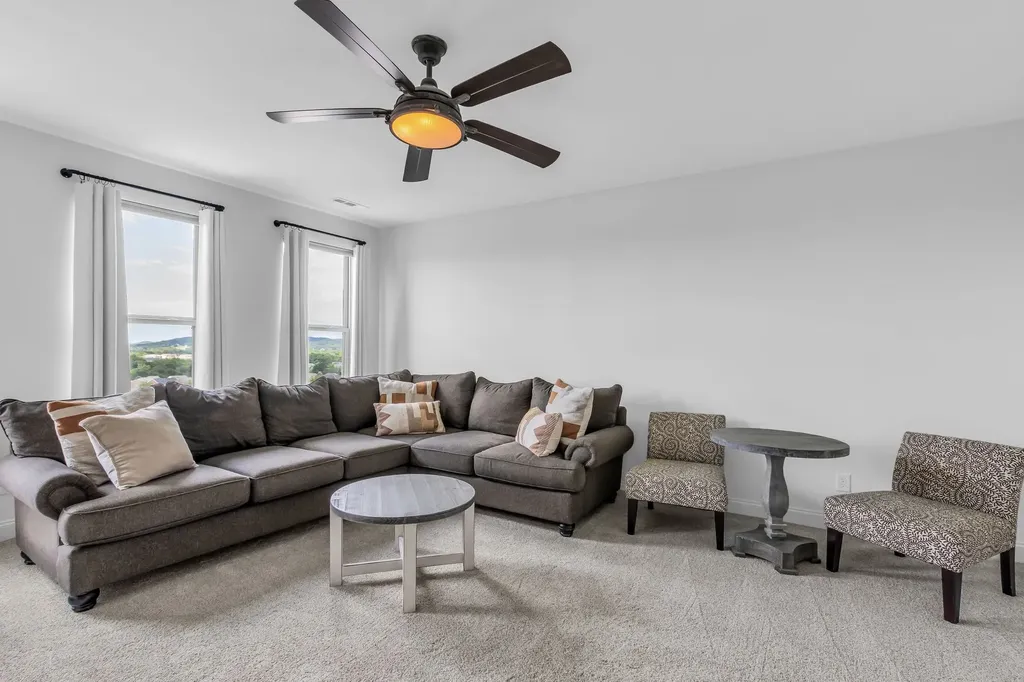 2344 Coppergate Way Thompsons Station TN 37179