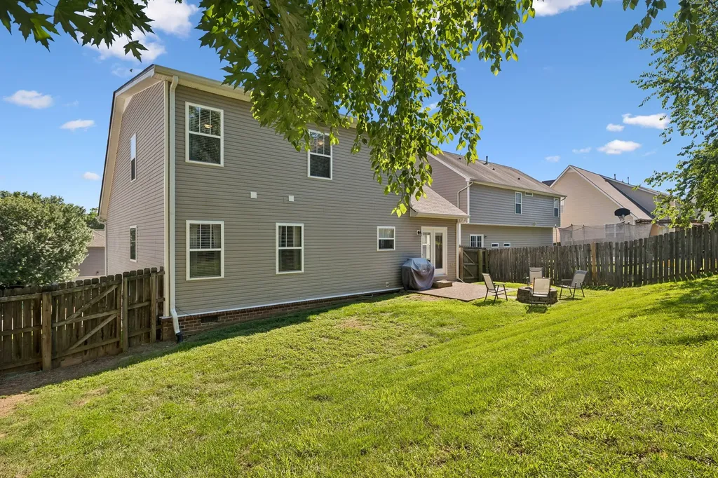 1815 Baslia Lane Spring Hill TN 37174