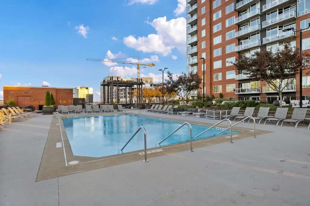 600 12th Ave, S Nashville TN 37203