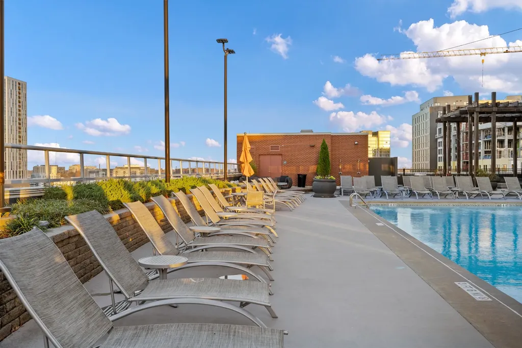 600 12th Ave, S Nashville TN 37203