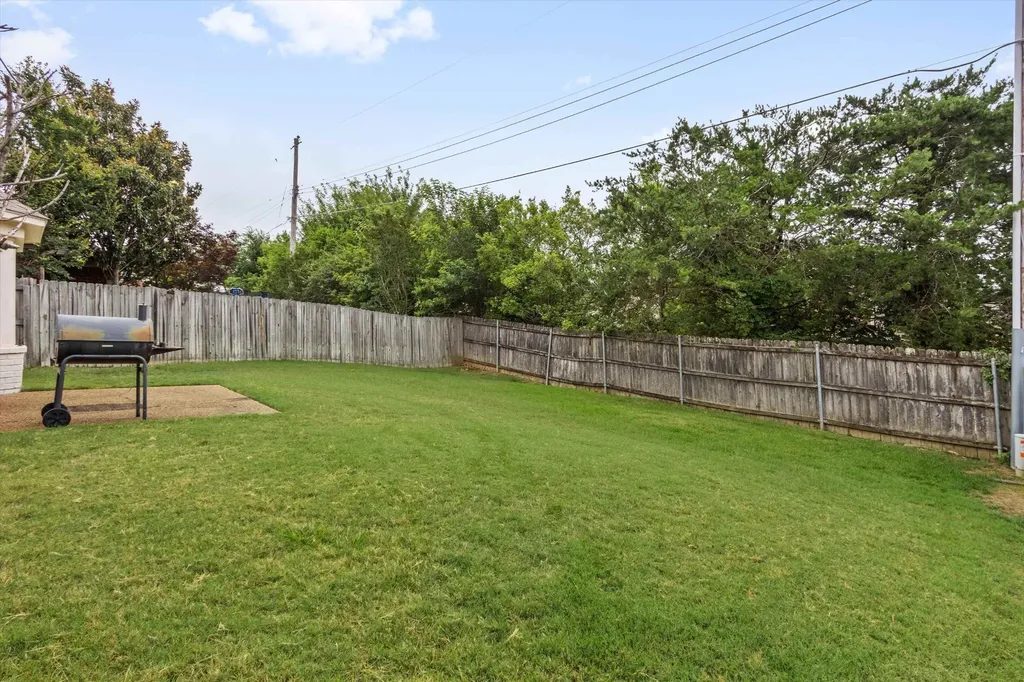 1654 Far Drive Cordova TN 38016