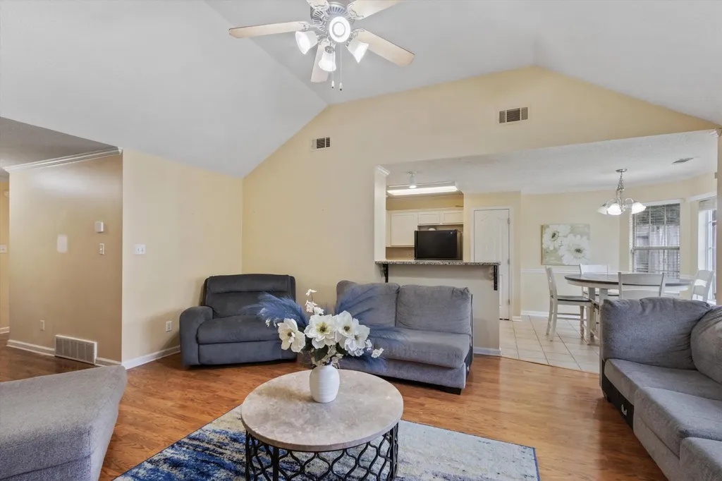 1654 Far Drive Cordova TN 38016