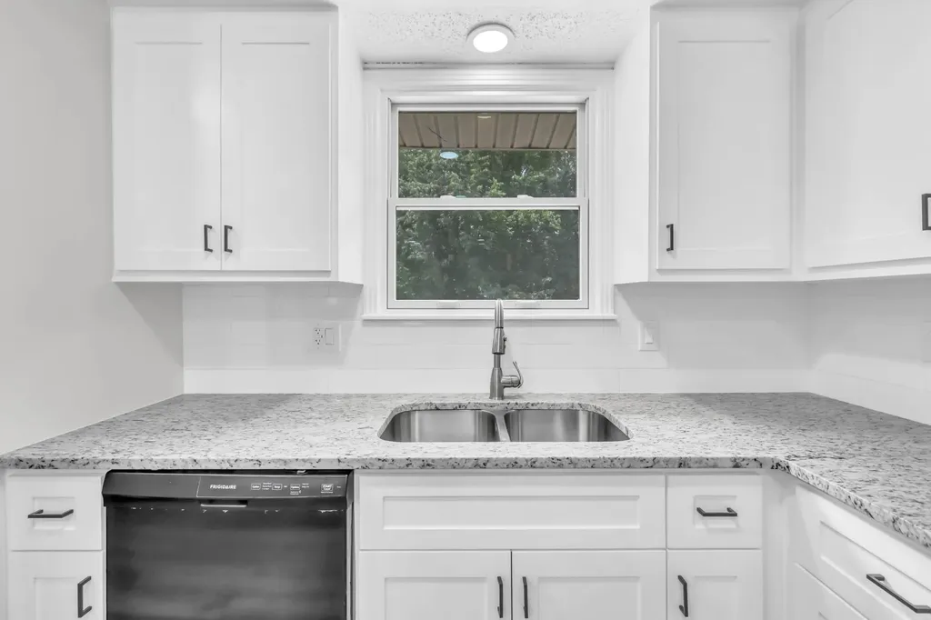 409 Christopher Drive Clarksville TN 37042