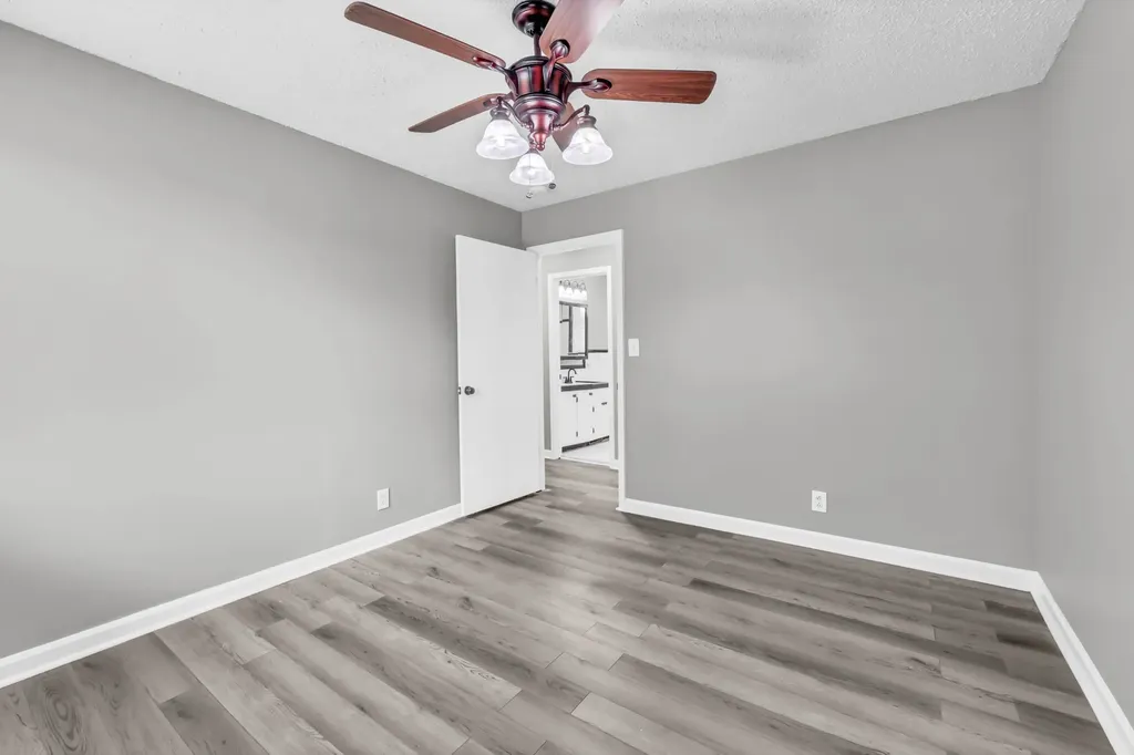 409 Christopher Drive Clarksville TN 37042