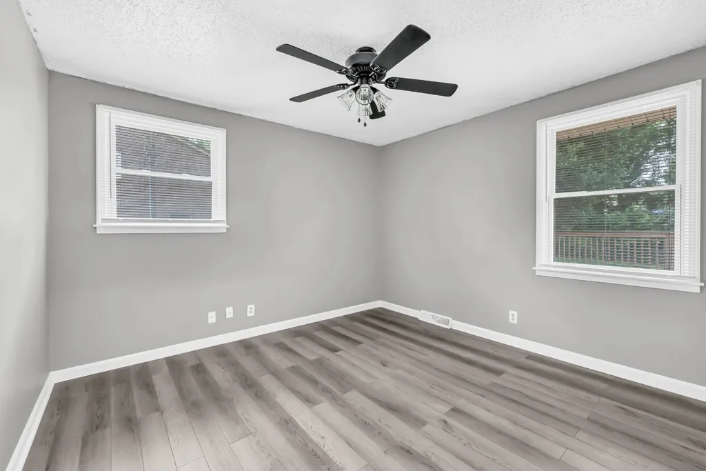 409 Christopher Drive Clarksville TN 37042