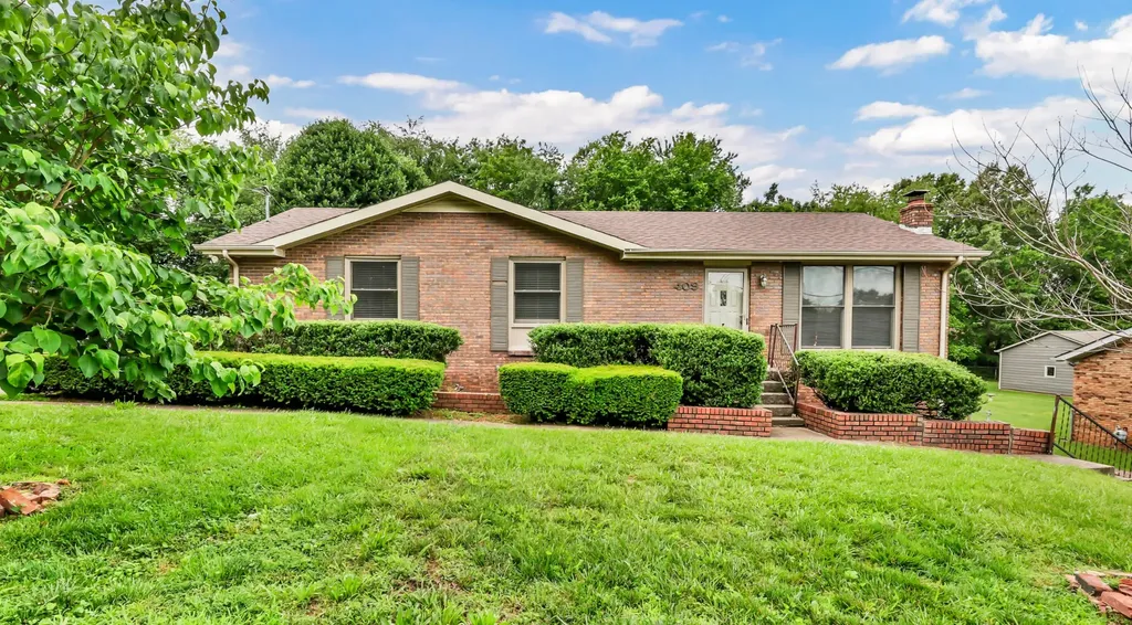 409 Christopher Drive Clarksville TN 37042