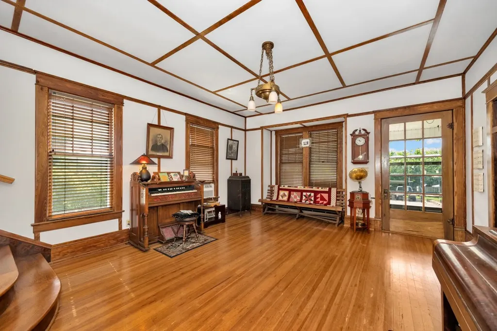 8094 Beech Hill Road Frankewing TN 38459