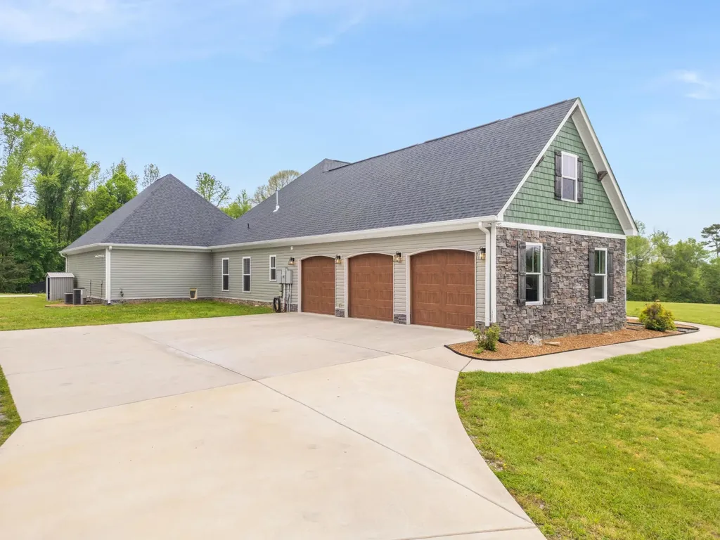 2419 Welch Road Soddy Daisy TN 37379