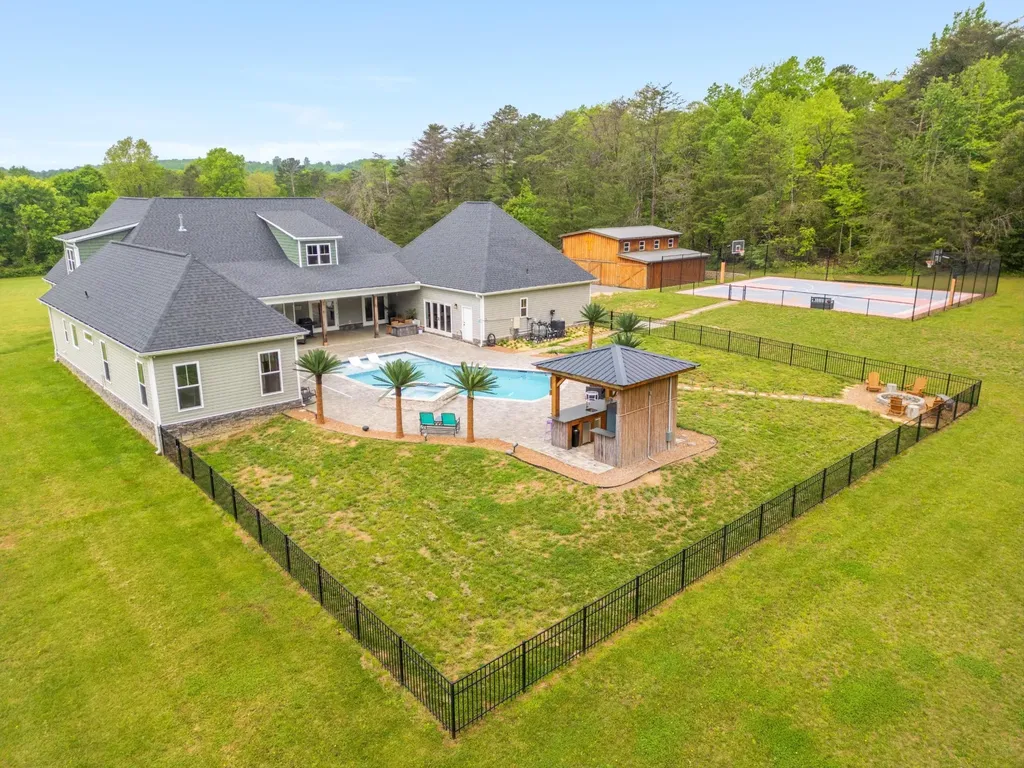 2419 Welch Road Soddy Daisy TN 37379