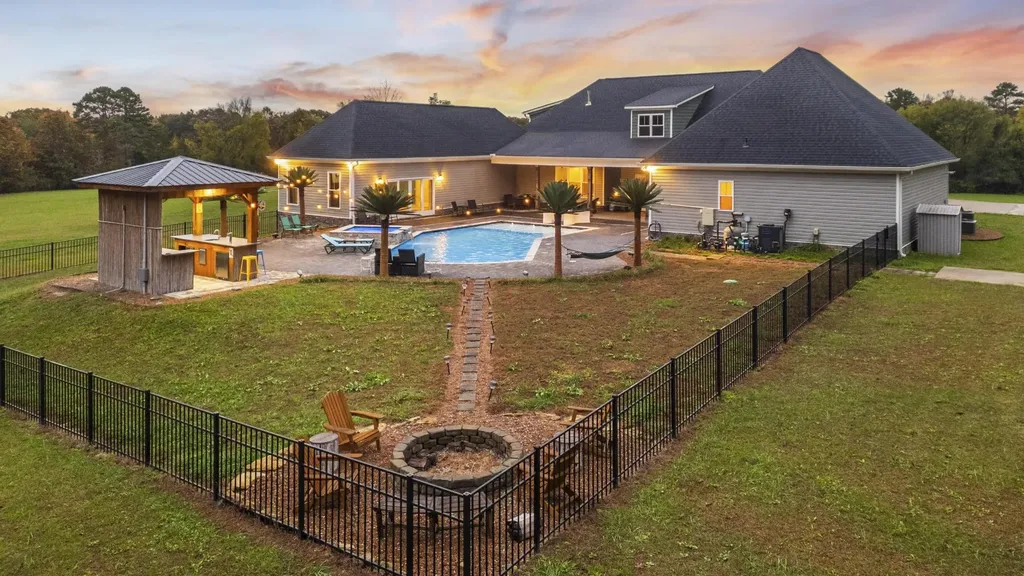 2419 Welch Road Soddy Daisy TN 37379
