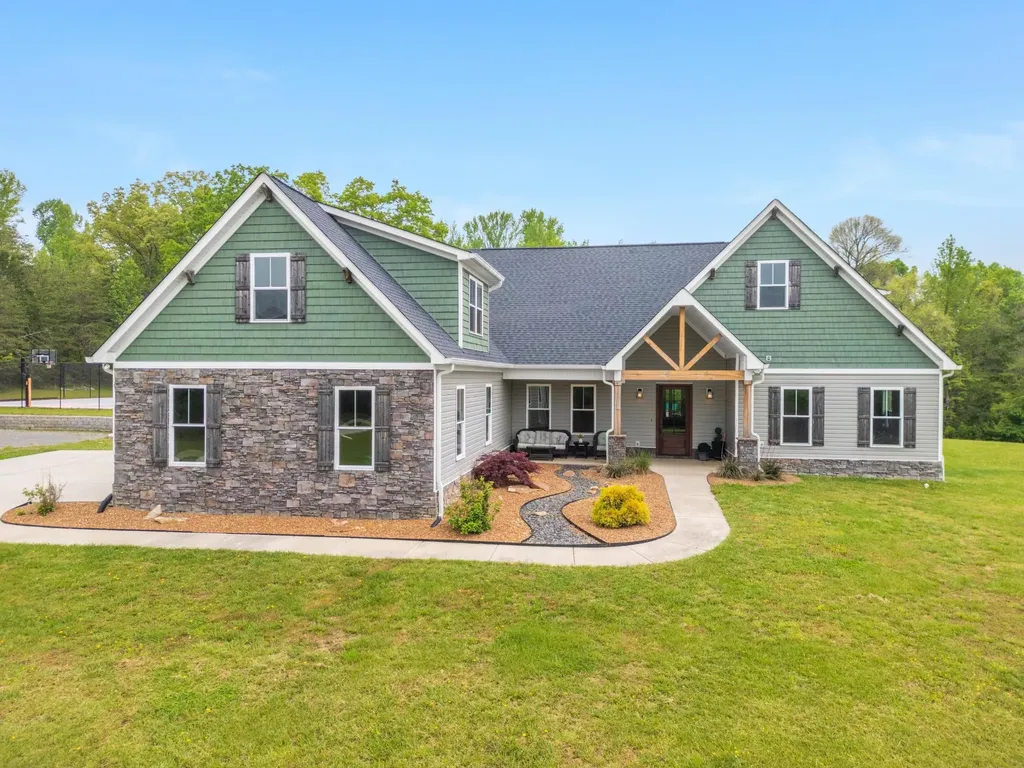 2419 Welch Road Soddy Daisy TN 37379