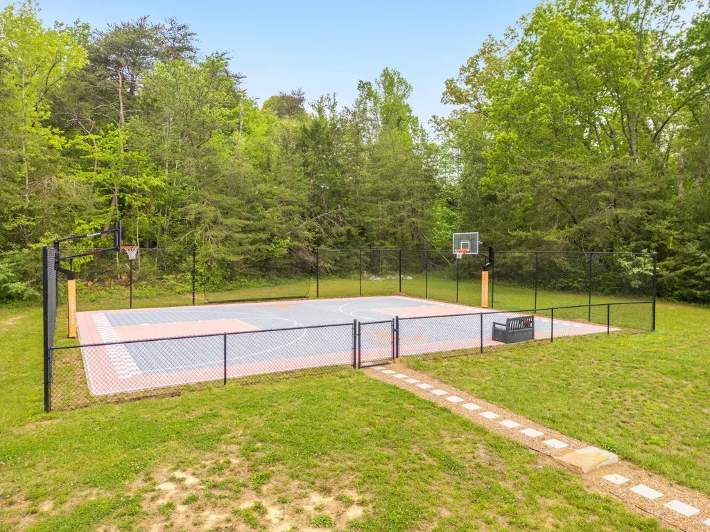 2419 Welch Road Soddy Daisy TN 37379