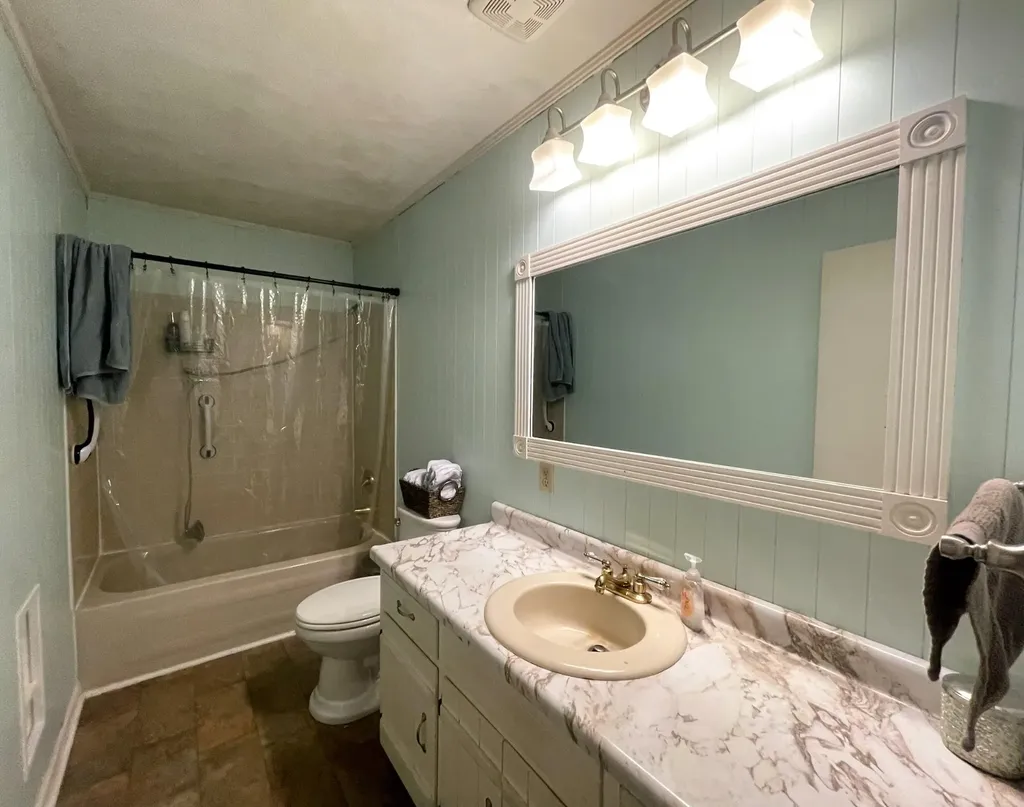 611 Lakeland Drive, NE Cleveland TN 37312