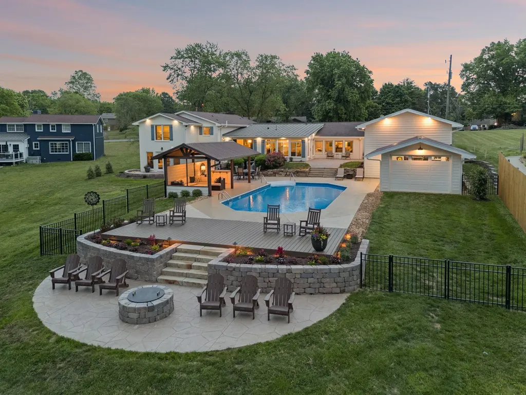192 Cherokee Road Hendersonville TN 37075