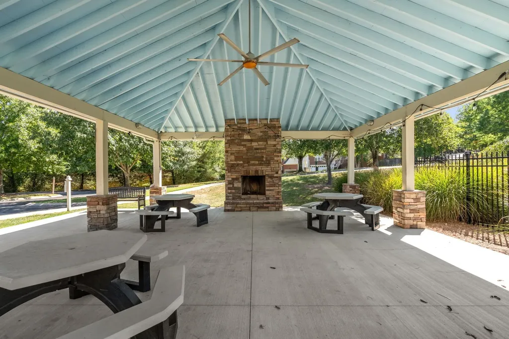 6048 Mill Tree Drive Nashville TN 37221
