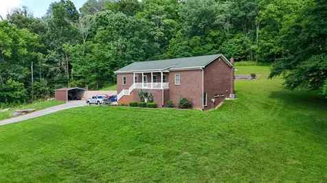 4050 Cantebury Drive Culleoka TN 38451
