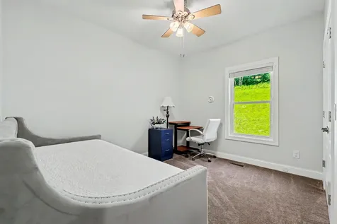 4050 Cantebury Drive Culleoka TN 38451