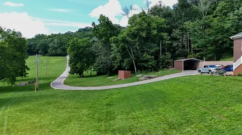 4050 Cantebury Drive Culleoka TN 38451