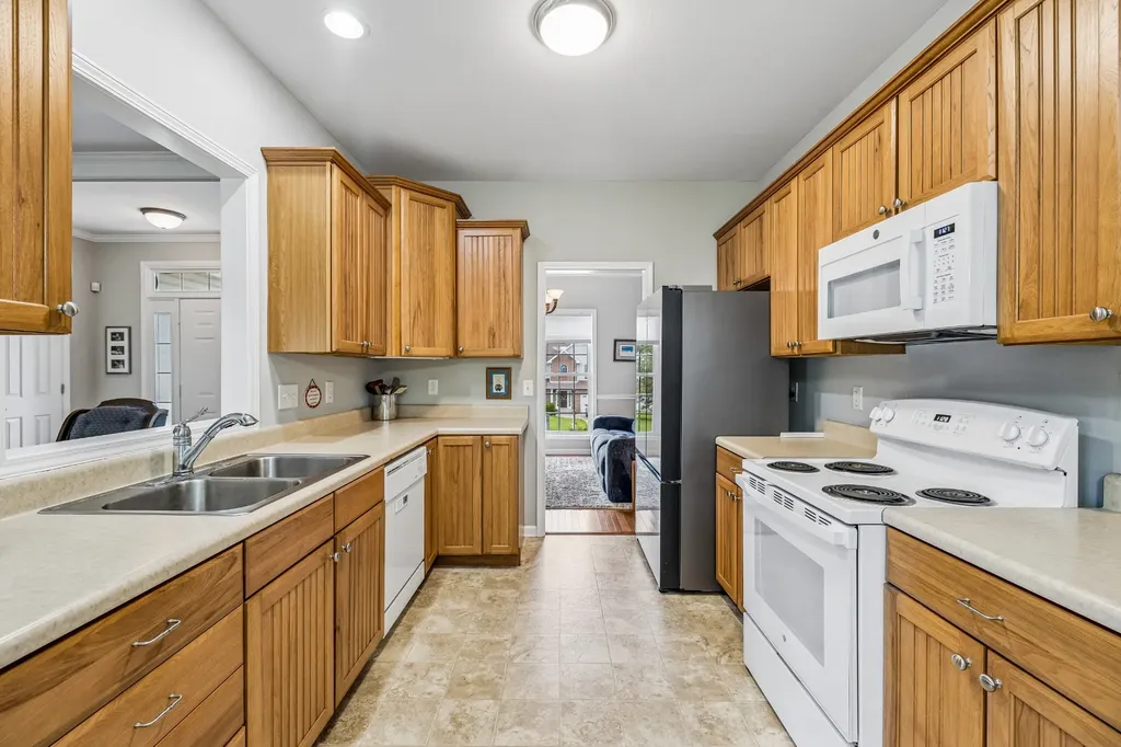 632 Clydesdale Court Clarksville TN 37043