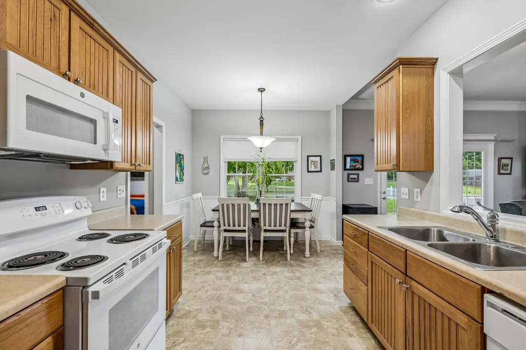 632 Clydesdale Court Clarksville TN 37043