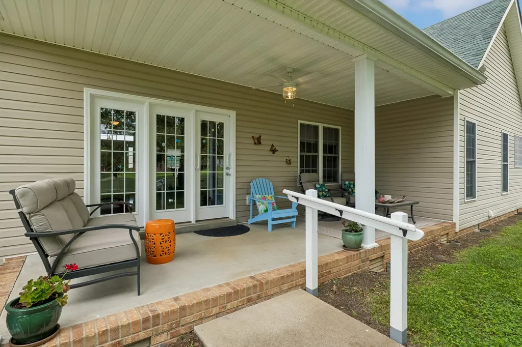 632 Clydesdale Court Clarksville TN 37043