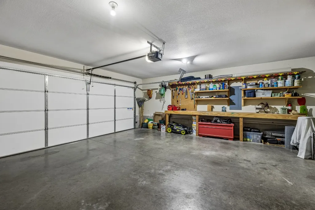 632 Clydesdale Court Clarksville TN 37043