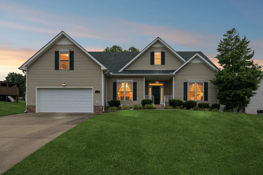 632 Clydesdale Court Clarksville TN 37043